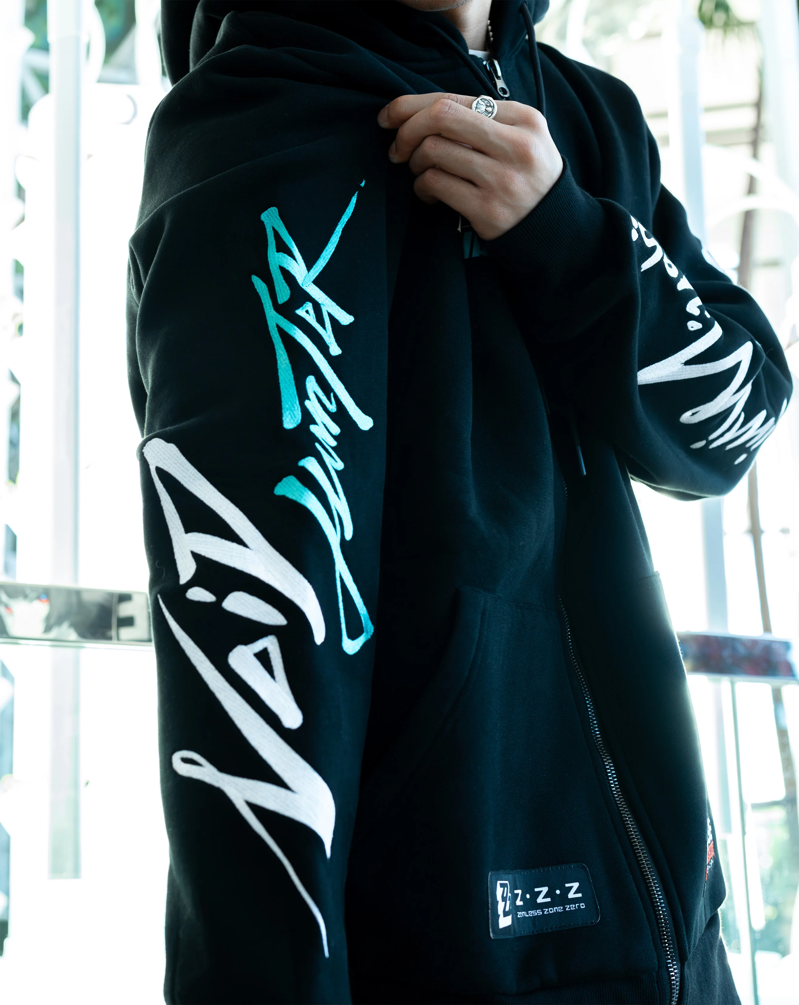 zzz-m-rage-collabo-hoshimi-miyabi-collection-announce82